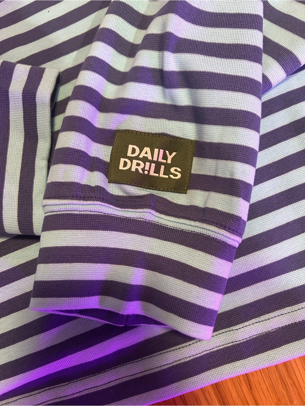Daily Drills Striped Cotton Long Sleeve Malibu + Navy Blue Stripe Size XS/S NWT - Picture 4 of 7